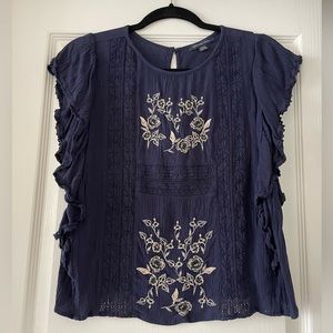 American Eagle navy top. Size small.